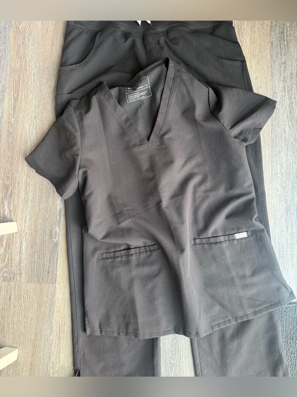 Figs M top L bottom Black Technical Collection Scrub set